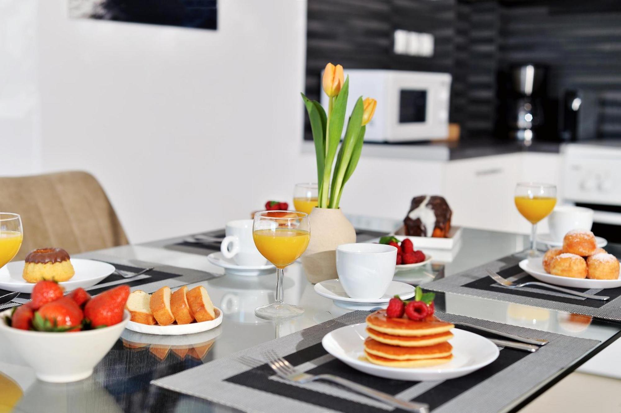 Alekos Apartments 1 Νetflix เอเธนส์ ภายนอก รูปภาพ